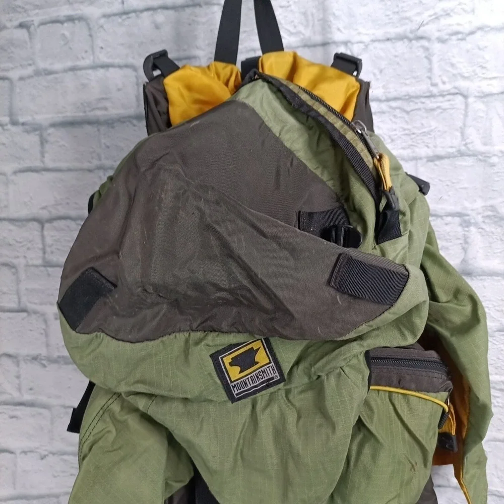 Mountainsmith Circuit Internal Frame Backpack Hiking Backcounty Ski